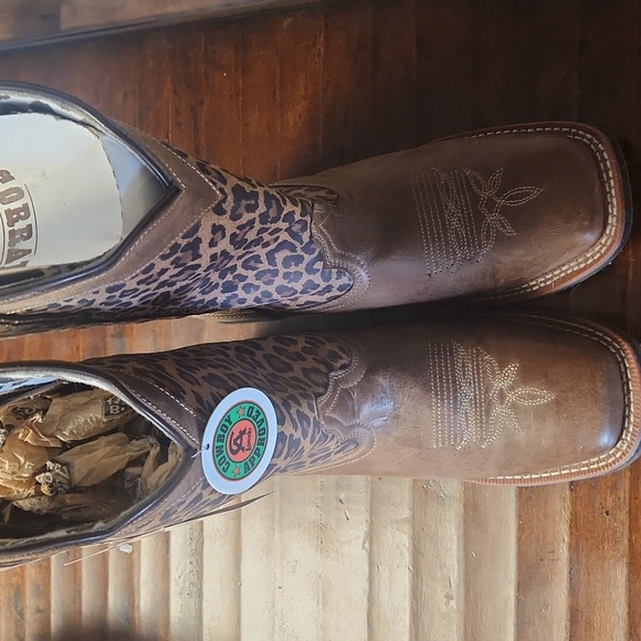 Laredo boots NWT 9.5B - Picture 2 of 4